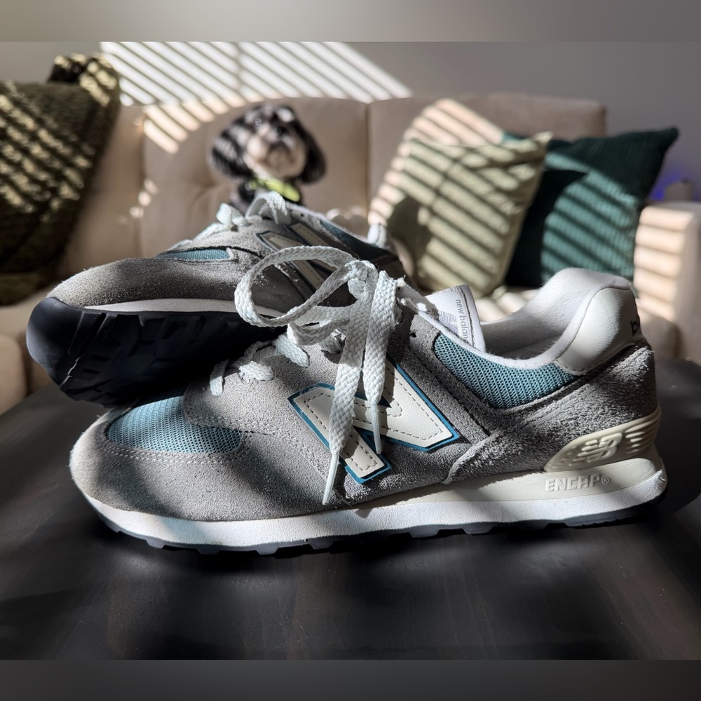 New Balance Classic 574 in Grey and Ocean Foam Green size US9.5